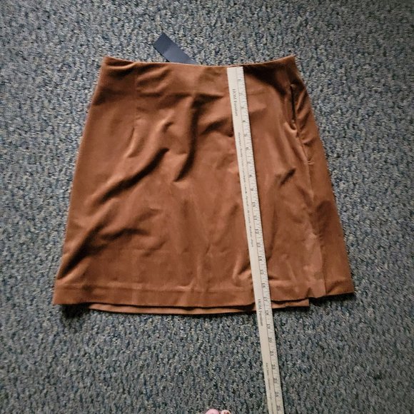 NWT Super Soft Banana Republic Brown Micro Suede Skirt Size 6 - Picture 7 of 9